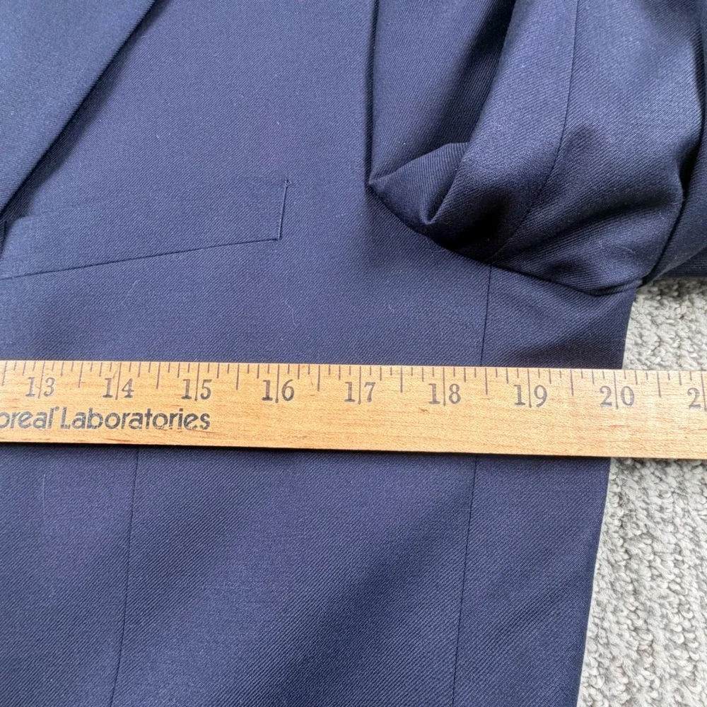 Jos A Bank Blazer Mens 41R Navy Blue Wool Signature Tailored Fit Gold Buttons